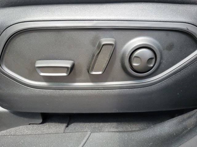 Used 2026 Jeep Cherokee Limited AWD/4WD image 7