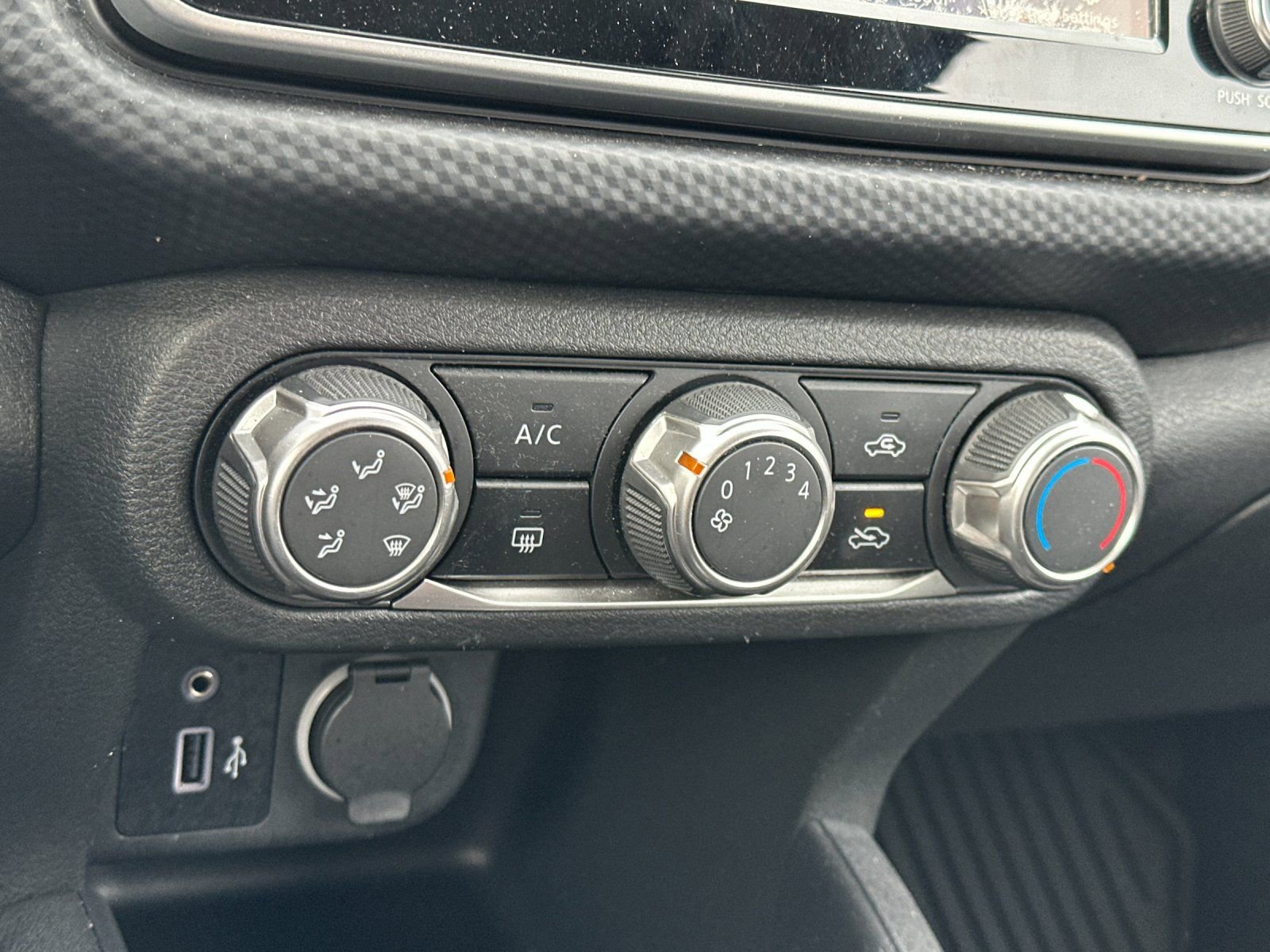 Used 2025 Nissan Kicks Play S FWD image 20