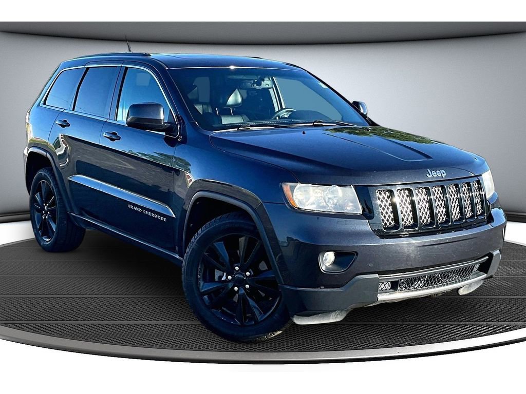 Used 2012 Jeep Grand Cherokee Altitude AWD/4WD image 2