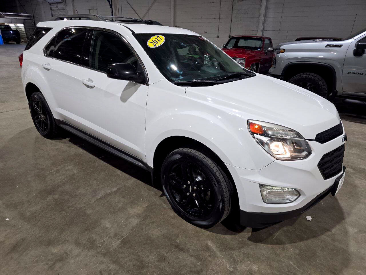 Used 2017 Chevrolet Equinox LT w/ Sport Edition AWD/4WD image 16
