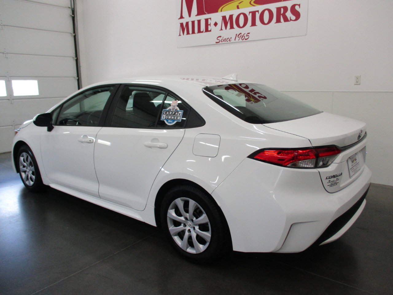 Used 2021 Toyota Corolla LE w/ Carpet Mat Package (TMS) image 4