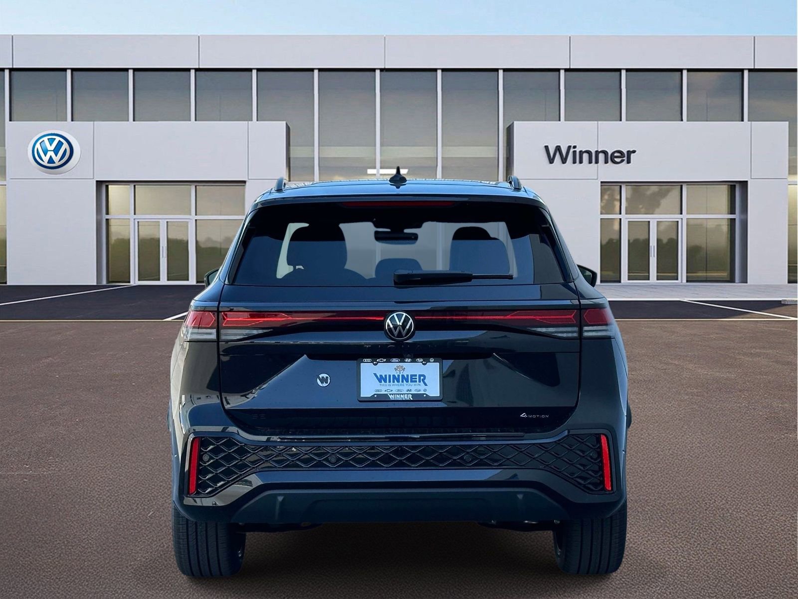 New 2026 Volkswagen Tiguan SE R-Line image 4