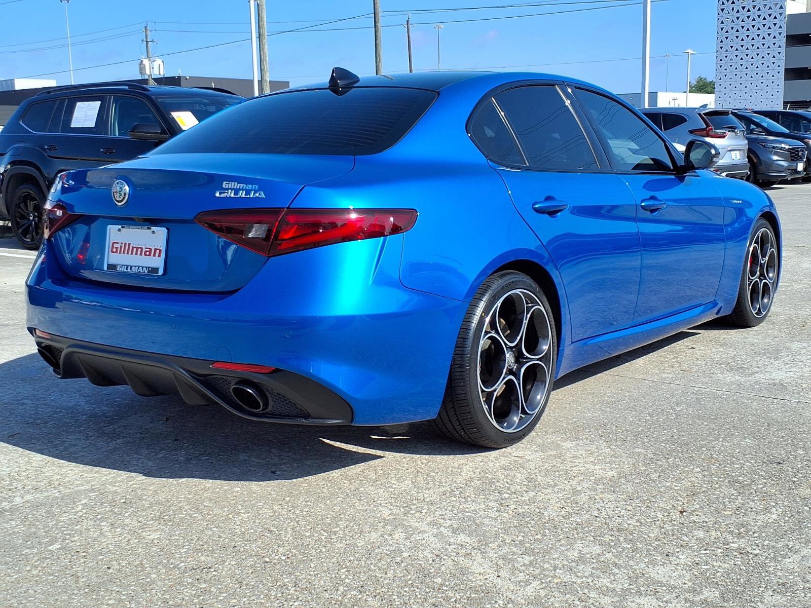 Used 2023 Alfa Romeo Giulia Veloce RWD image 24