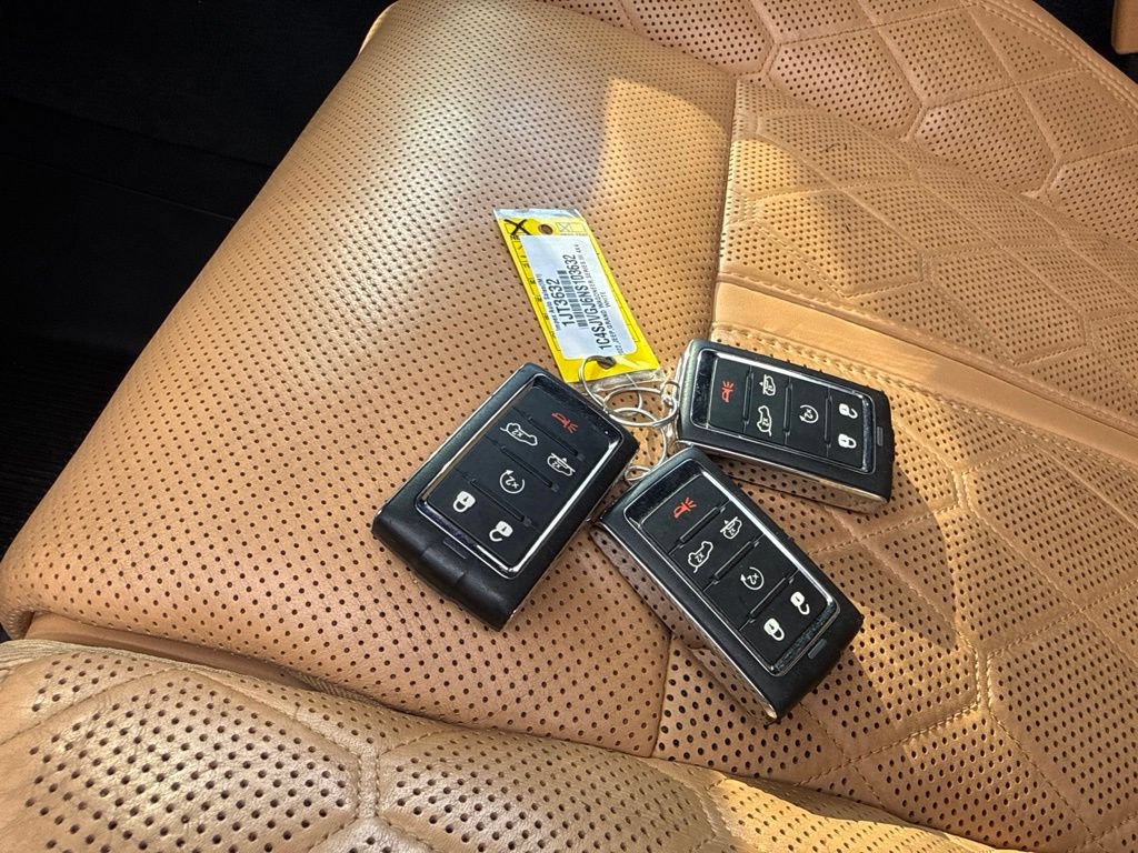 Used 2022 Jeep Grand Wagoneer Series III AWD/4WD image 33