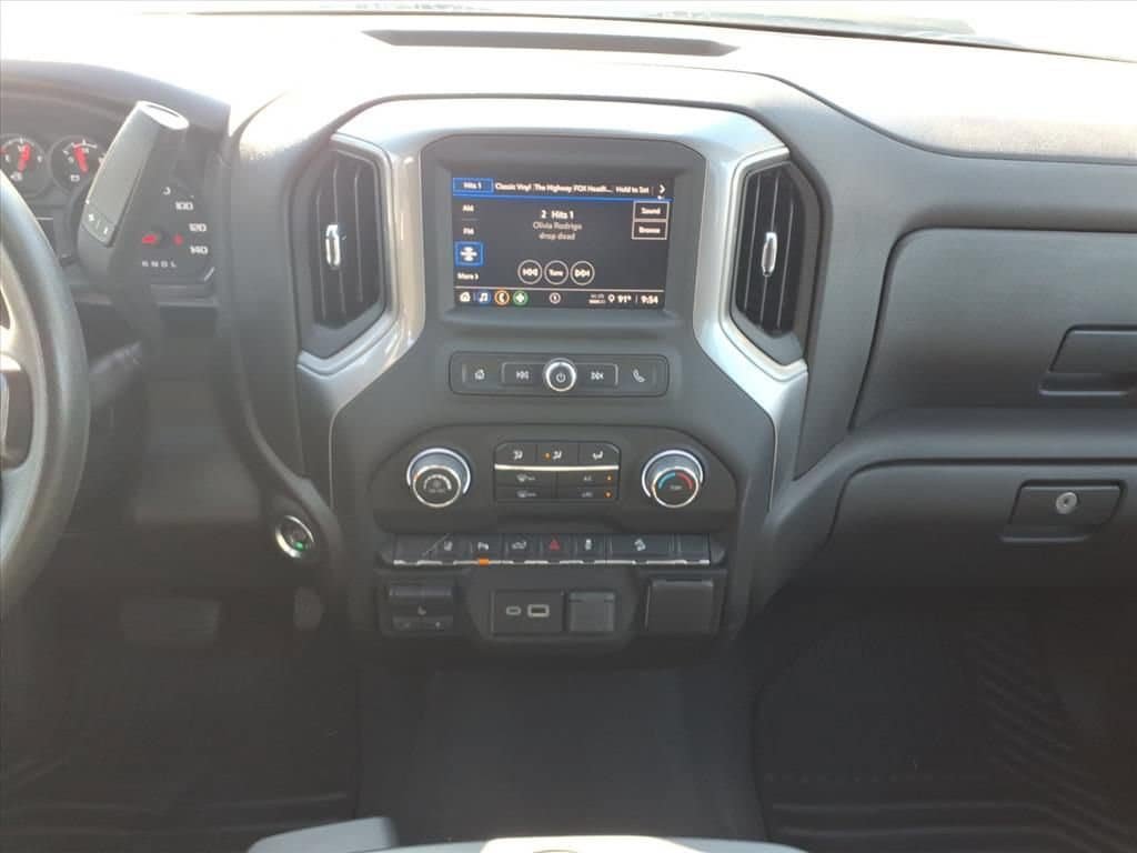 Used 2024 Chevrolet Silverado 2500 Custom w/ Custom Value Package AWD/4WD image 30