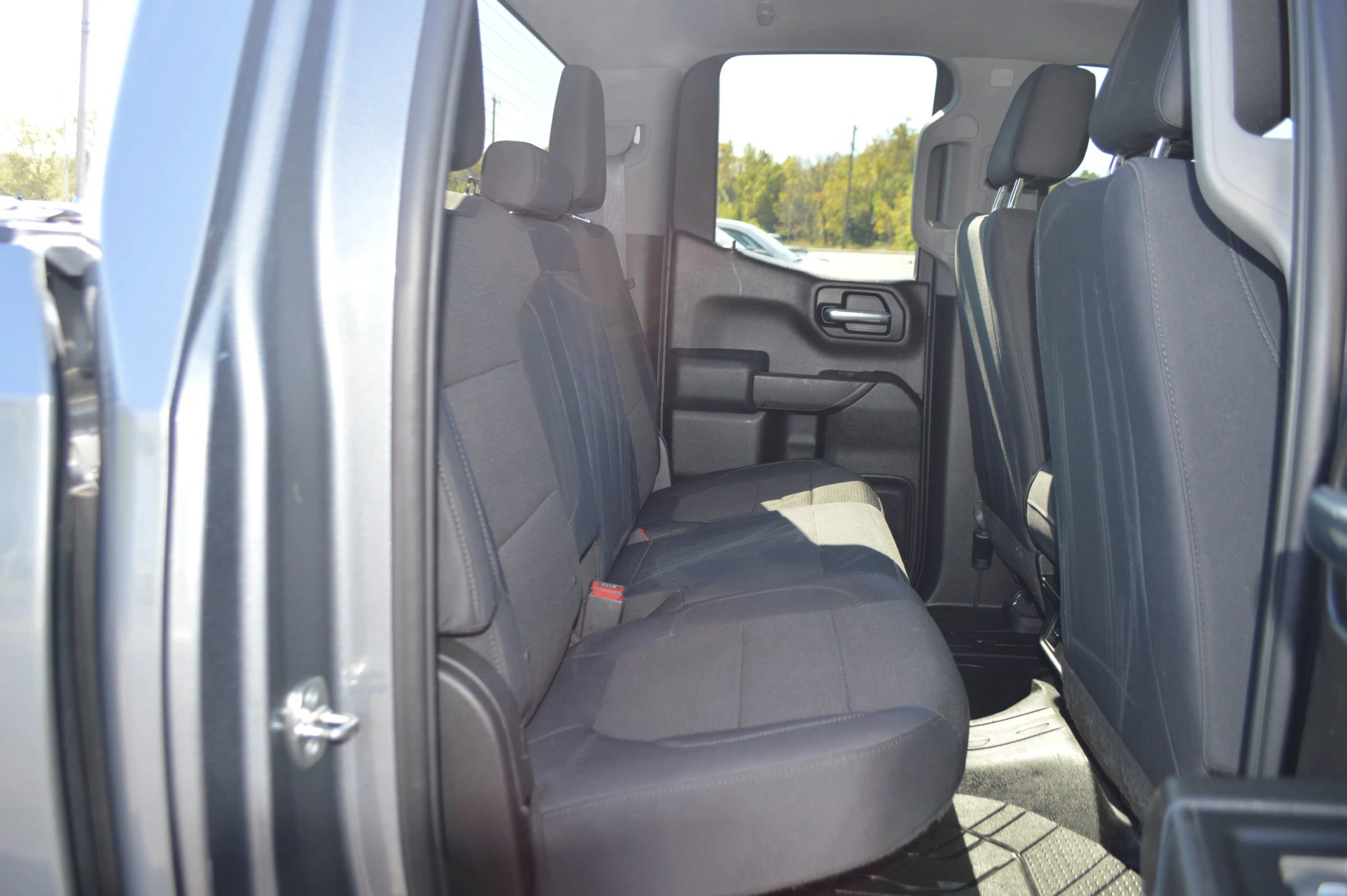 Used 2019 Chevrolet Silverado 1500 Custom Trail Boss w/ Custom Convenience Package image 24