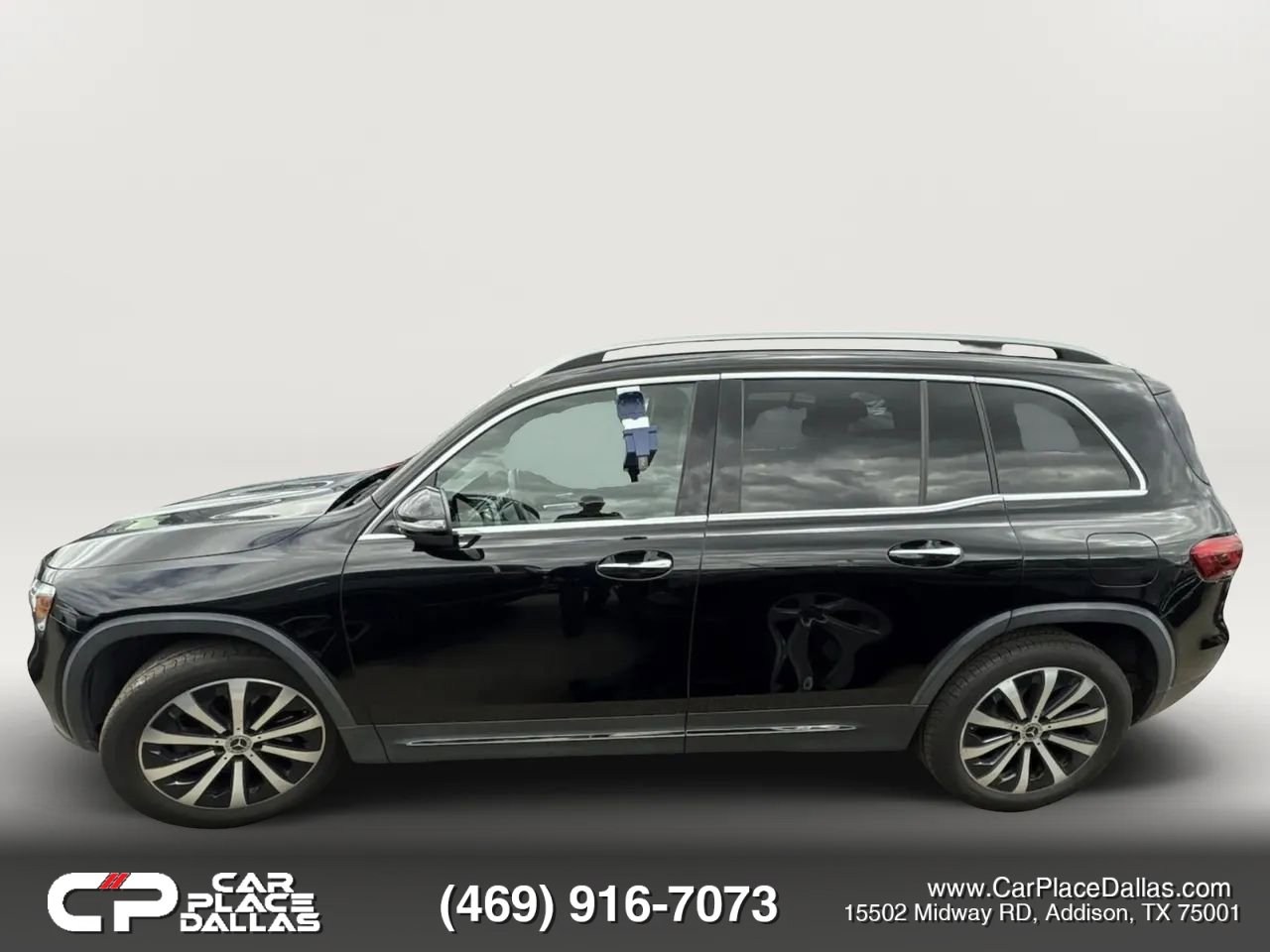 Used 2020 Mercedes-Benz GLB 250 4MATIC image 4