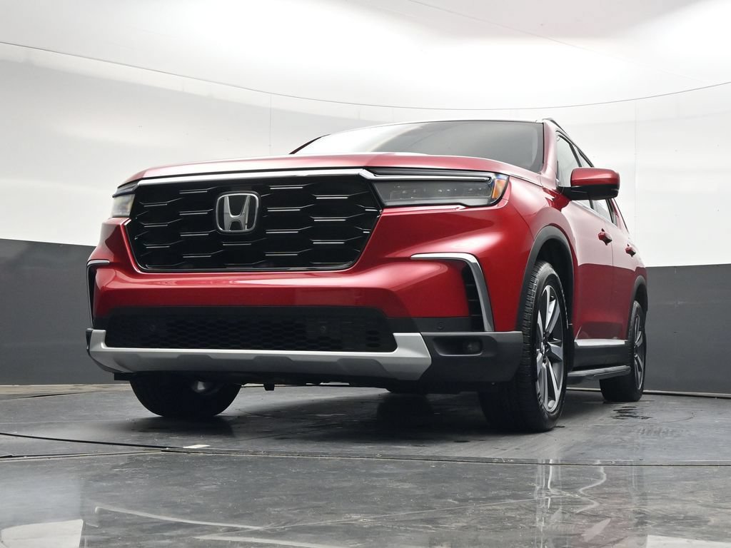 Used 2024 Honda Pilot Touring image 32