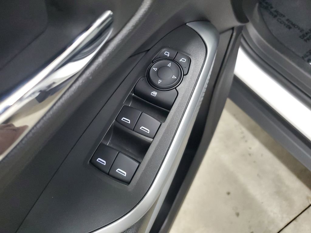 Used 2025 Chevrolet Trax LS w/ Driver Confidence Package image 19