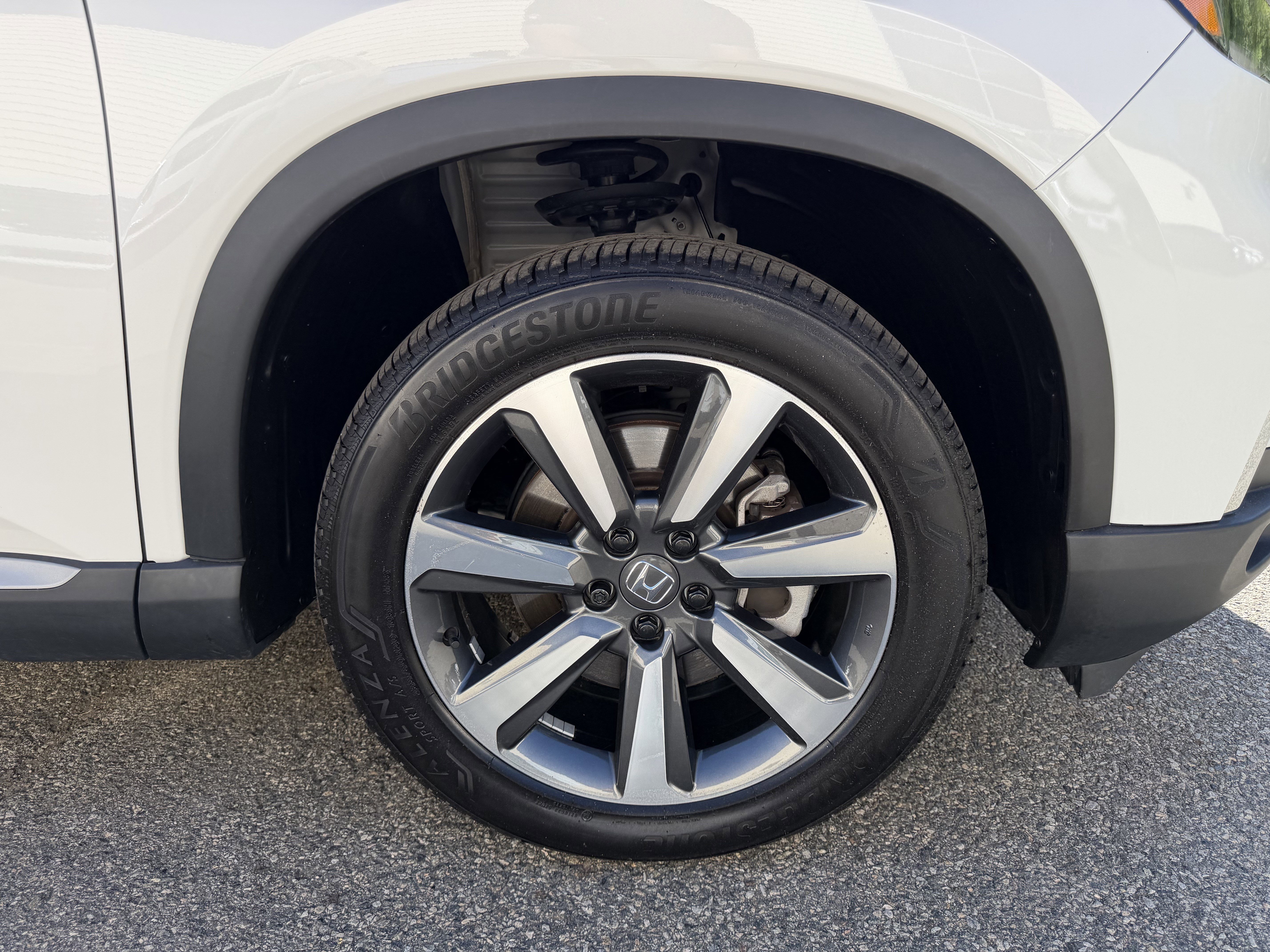 Certified 2025 Honda Pilot Elite image 10