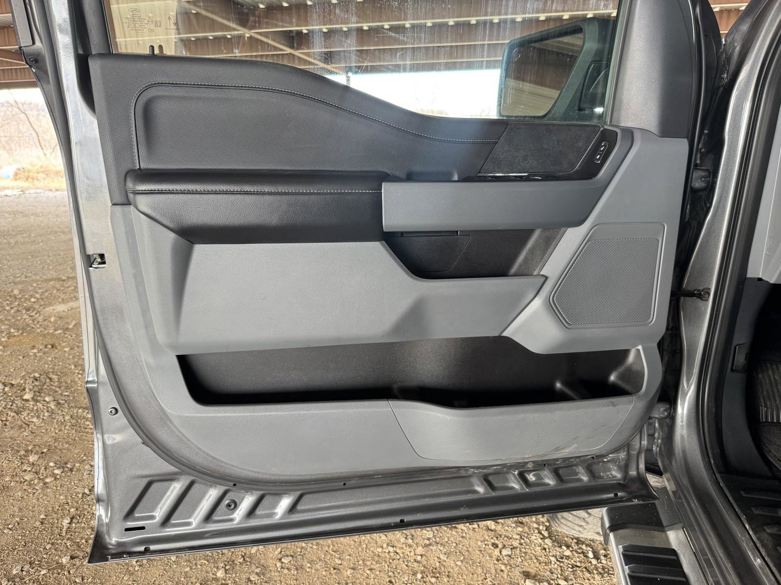 Used 2024 Ford F150 XLT image 23