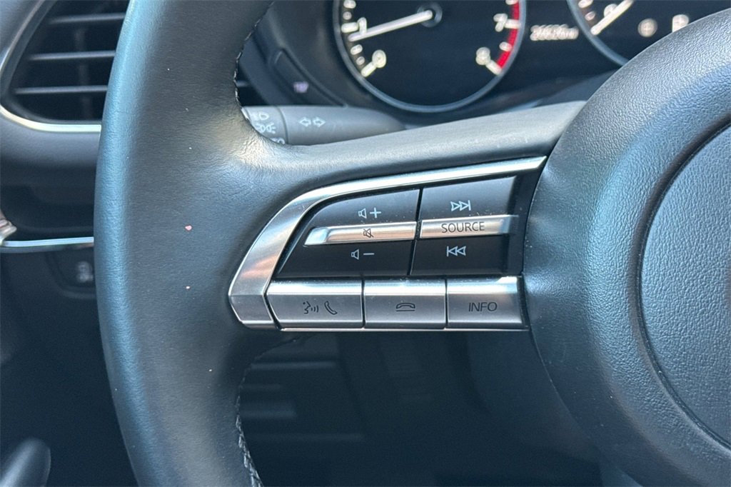 Used 2023 MAZDA MAZDA3 s image 27
