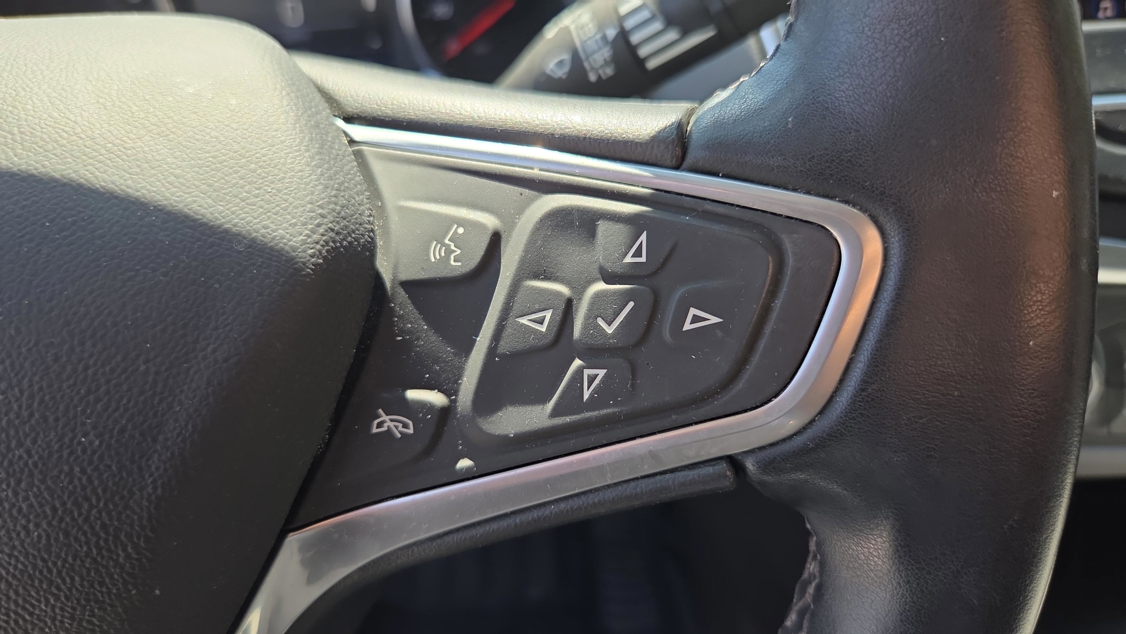 Used 2023 Chevrolet Equinox LT FWD image 25