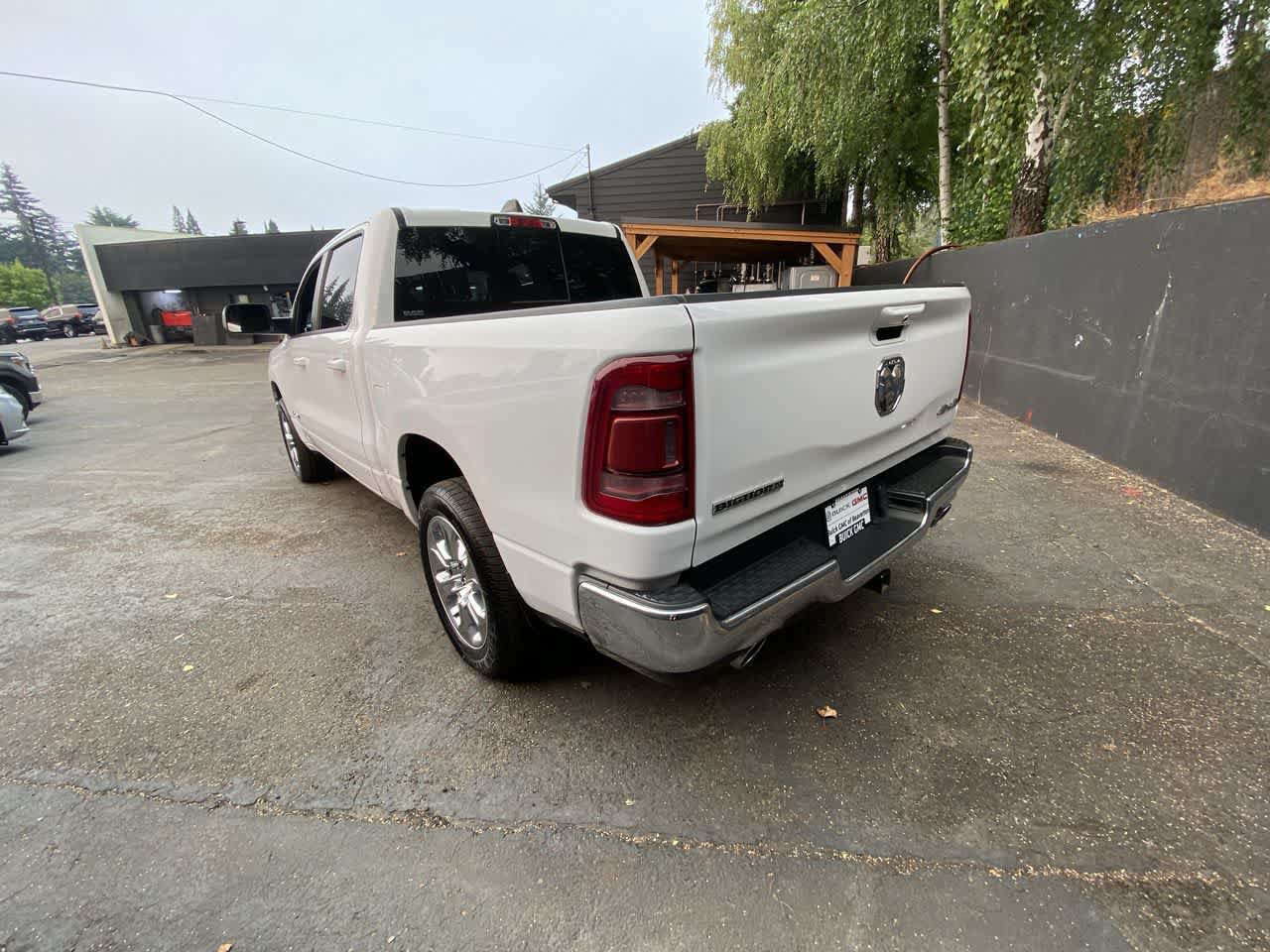 Used 2021 RAM 1500 Big Horn AWD/4WD image 4
