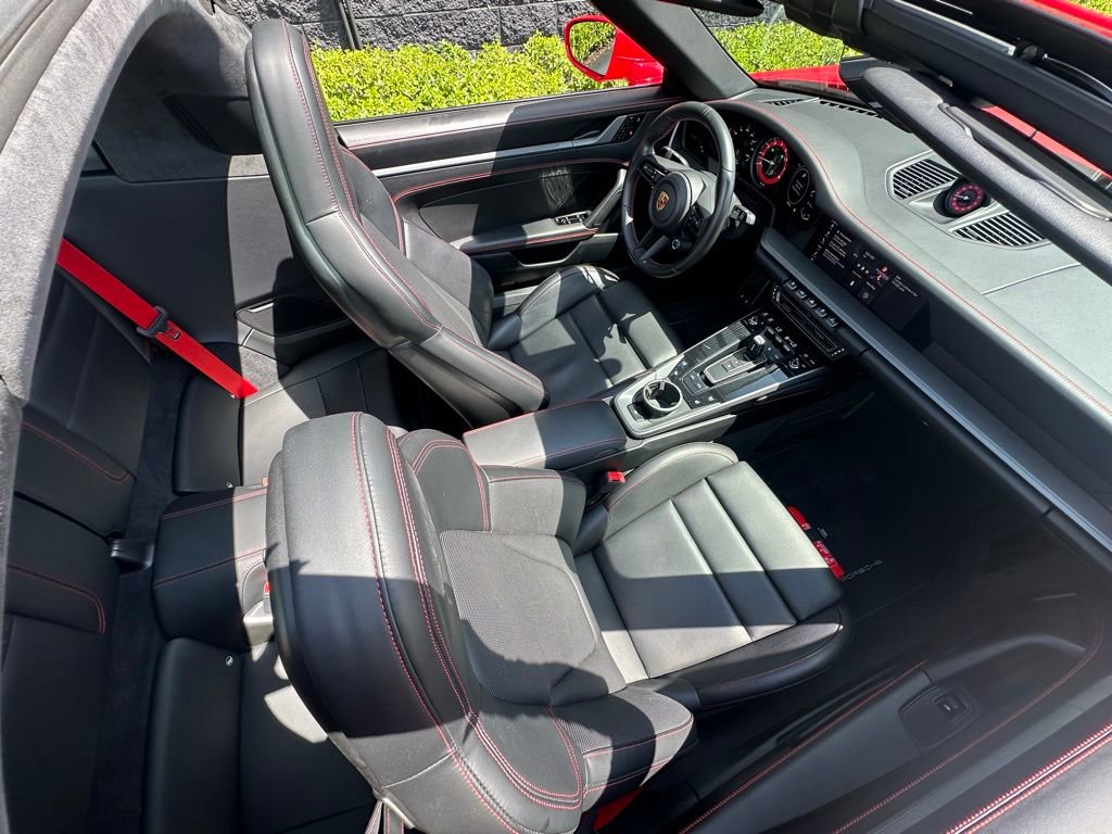 Certified 2021 Porsche 911 Targa 4S Heritage Design AWD/4WD image 41