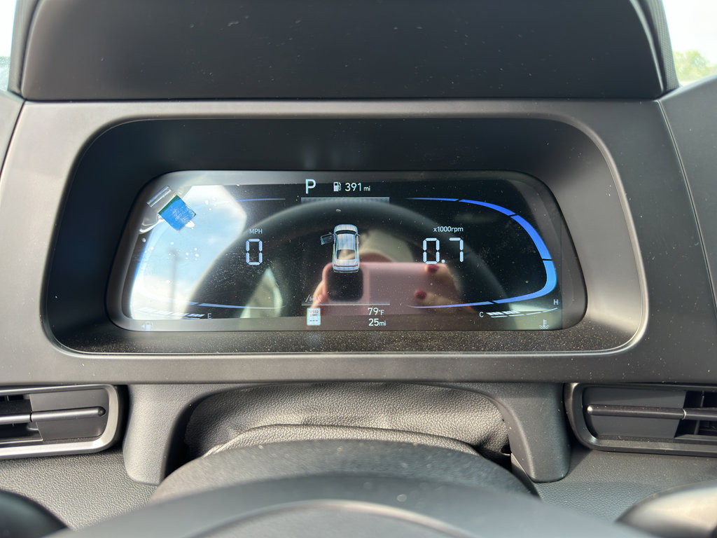 New 2025 Hyundai Elantra Sport image 18