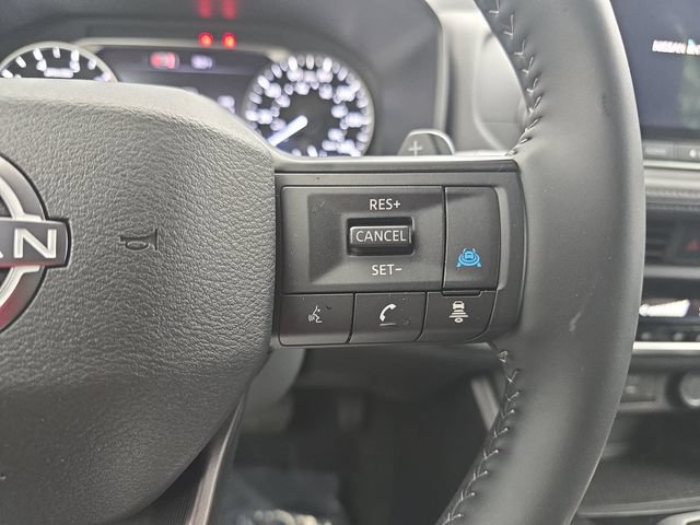Used 2026 Nissan Rogue SV FWD image 18