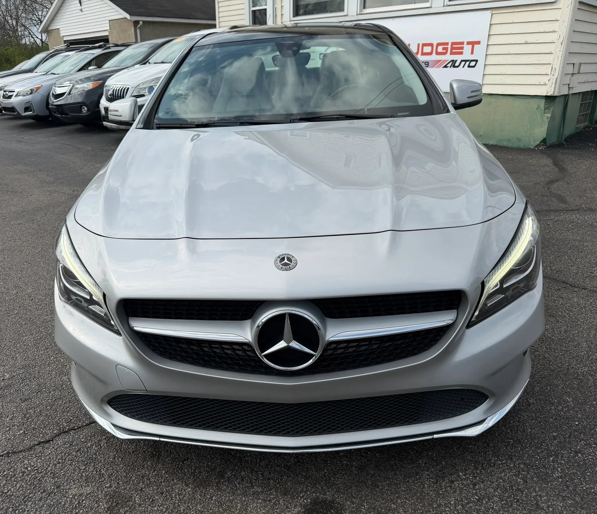 Used 2019 Mercedes-Benz CLA 250 4MATIC image 4