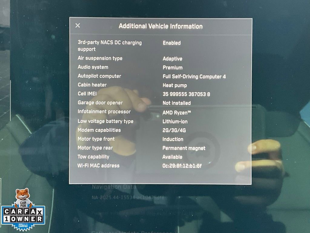 Used 2024 Tesla Cybertruck AWD Crew Cab image 44