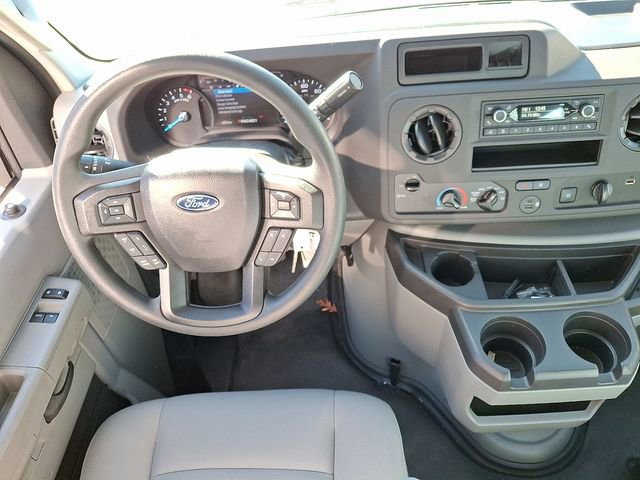 Used 2024 Ford E-450 and Econoline 450 Super Duty w/ Driver's Safety Package RWD image 10