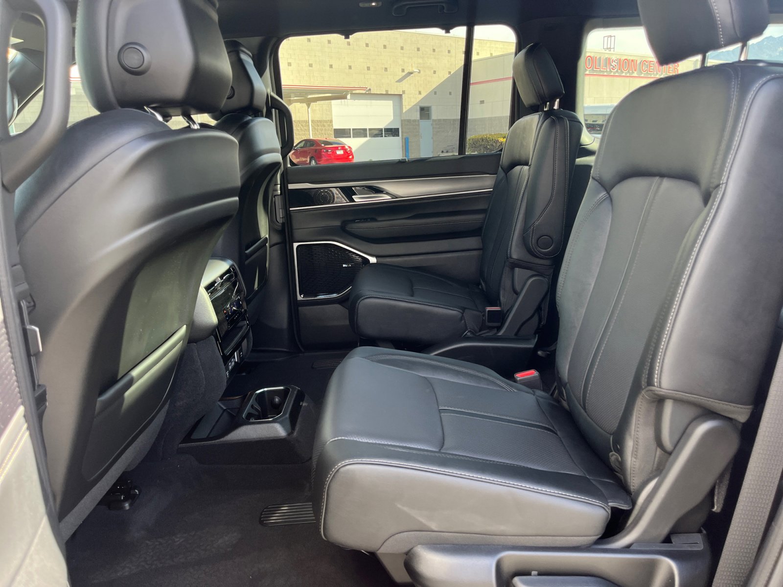 New 2026 Jeep Grand Wagoneer Limited image 26