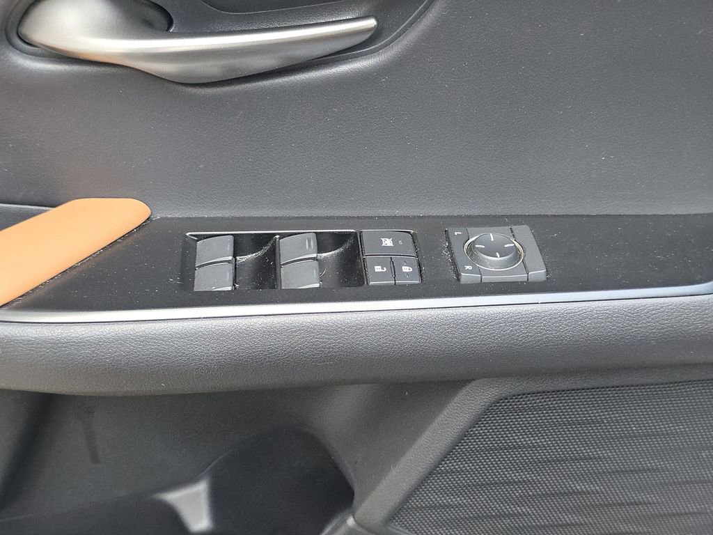 Used 2019 Lexus UX 250h image 30