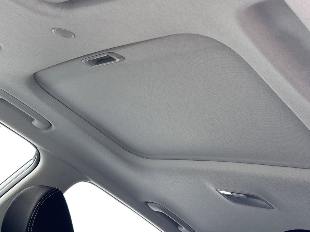 New 2026 Hyundai Venue SEL FWD image 17