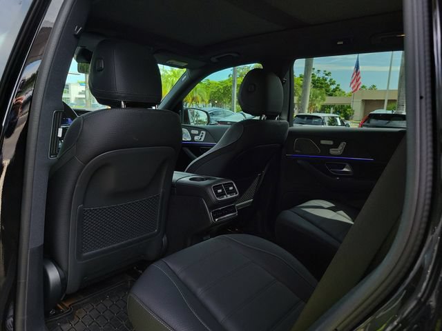Used 2026 Mercedes-Benz GLS 580 4MATIC image 10