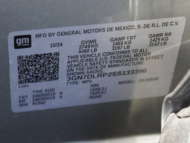 Used 2025 Chevrolet Equinox EV LT w/ Convenience Package image 24