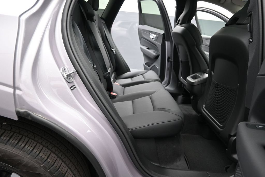 New 2026 Volvo XC60 B5 Core w/ Climate Package AWD/4WD image 27