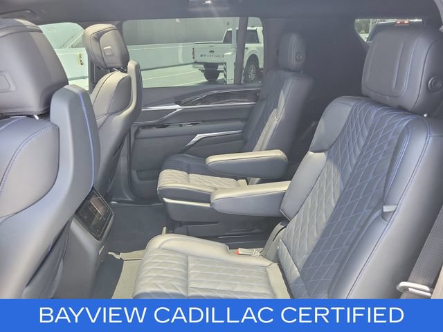 Certified 2026 Cadillac Escalade IQL Sport 1 w/ LPO, ONYX Package AWD/4WD image 15