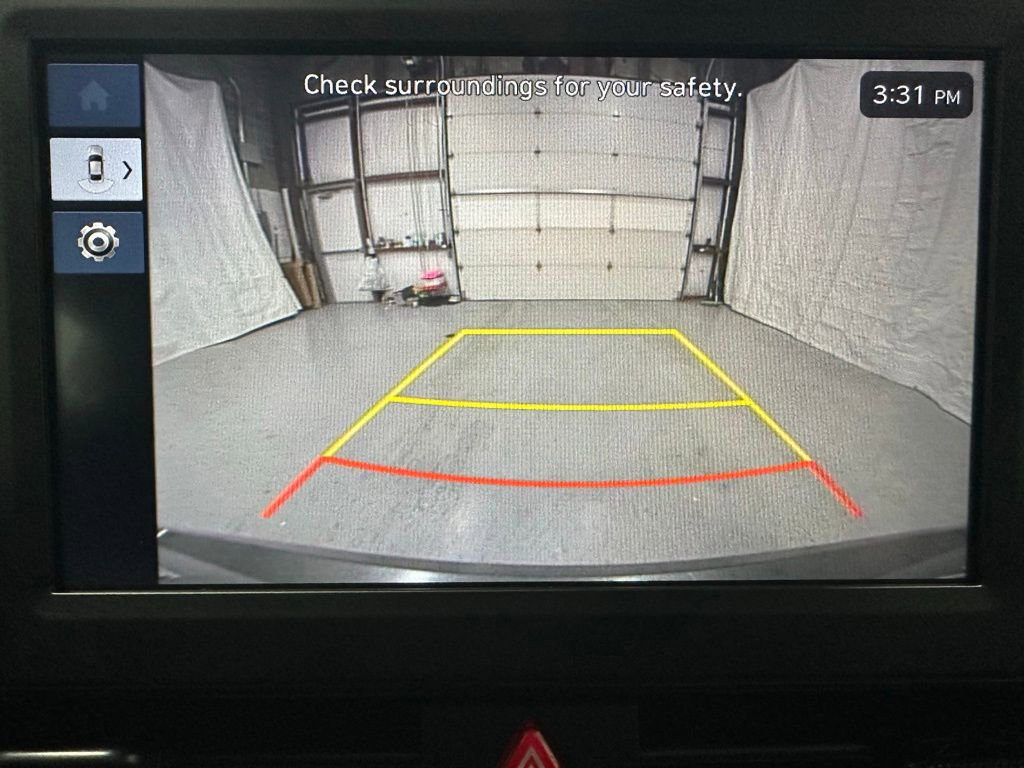 Used 2025 Hyundai Elantra Sport image 34