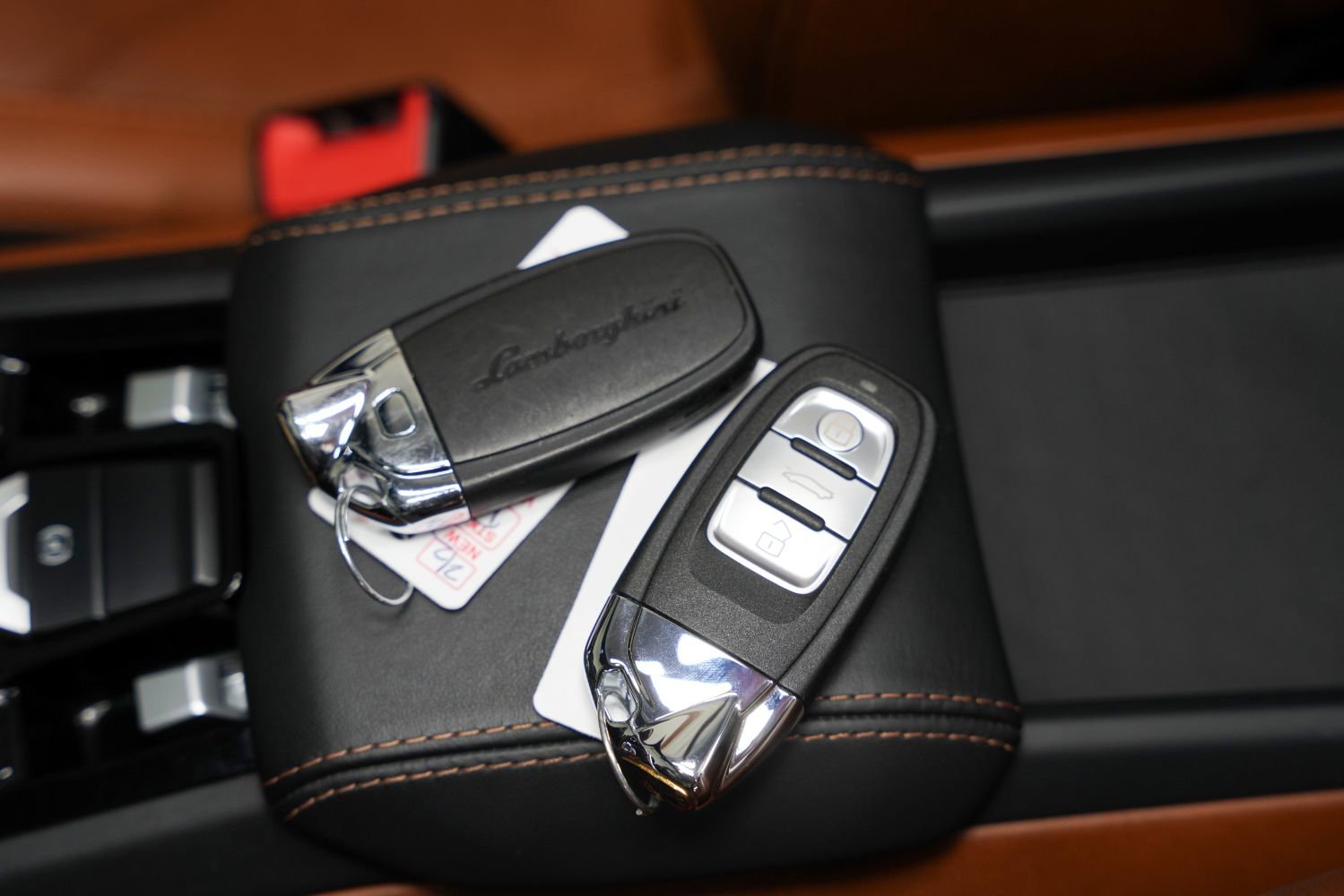 Used 2021 Lamborghini Huracan EVO image 48