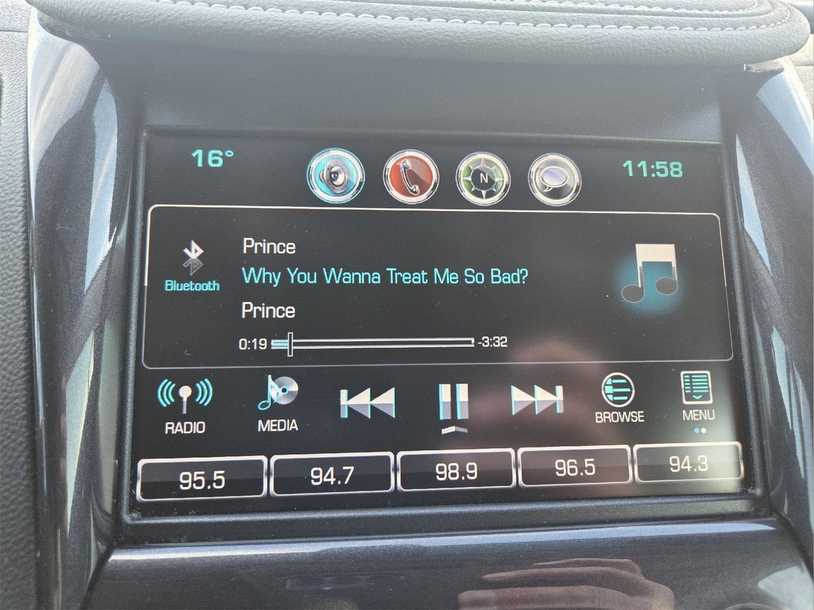 Used 2018 Chevrolet Impala LT image 4