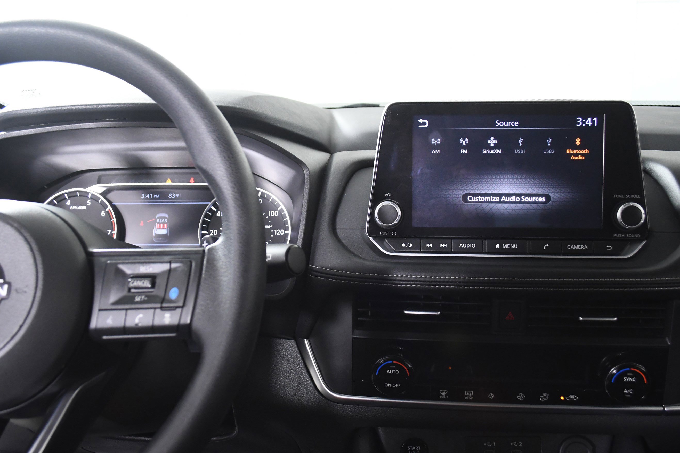 Used 2024 Nissan Rogue SV image 16