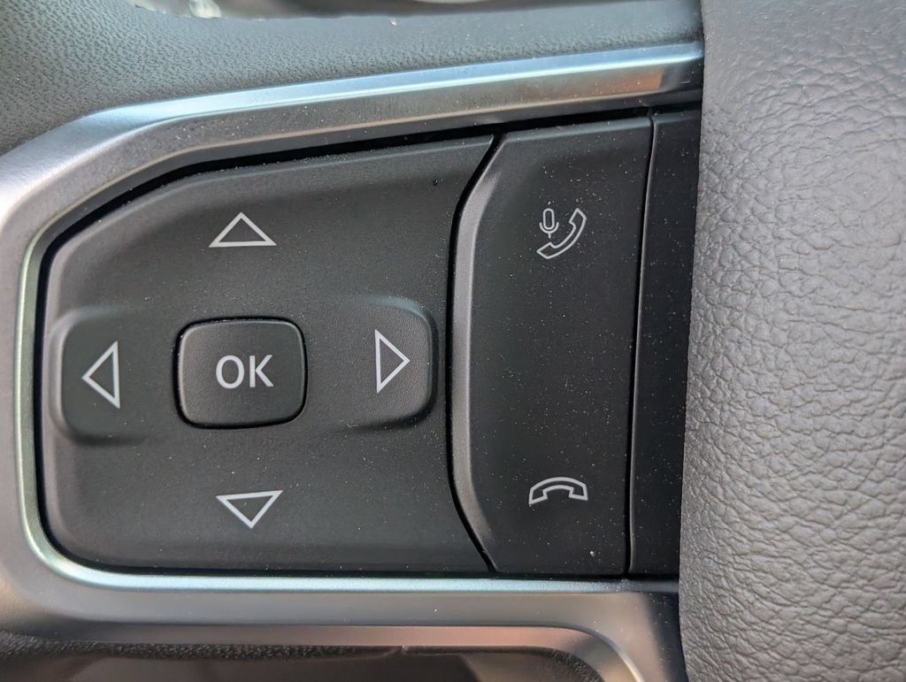 New 2026 RAM 3500 Big Horn AWD/4WD image 14