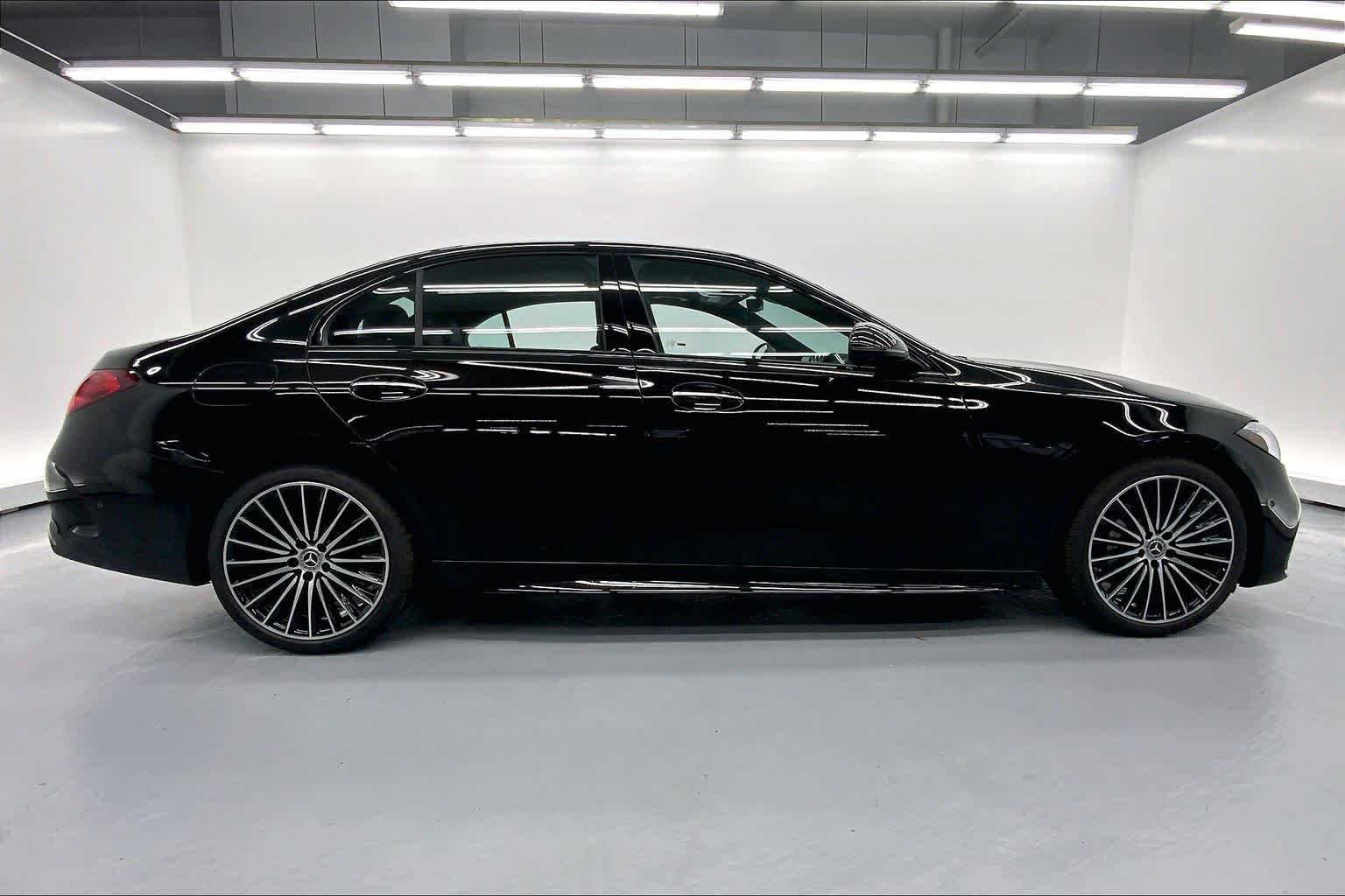 New 2026 Mercedes-Benz C 300 Sedan image 9