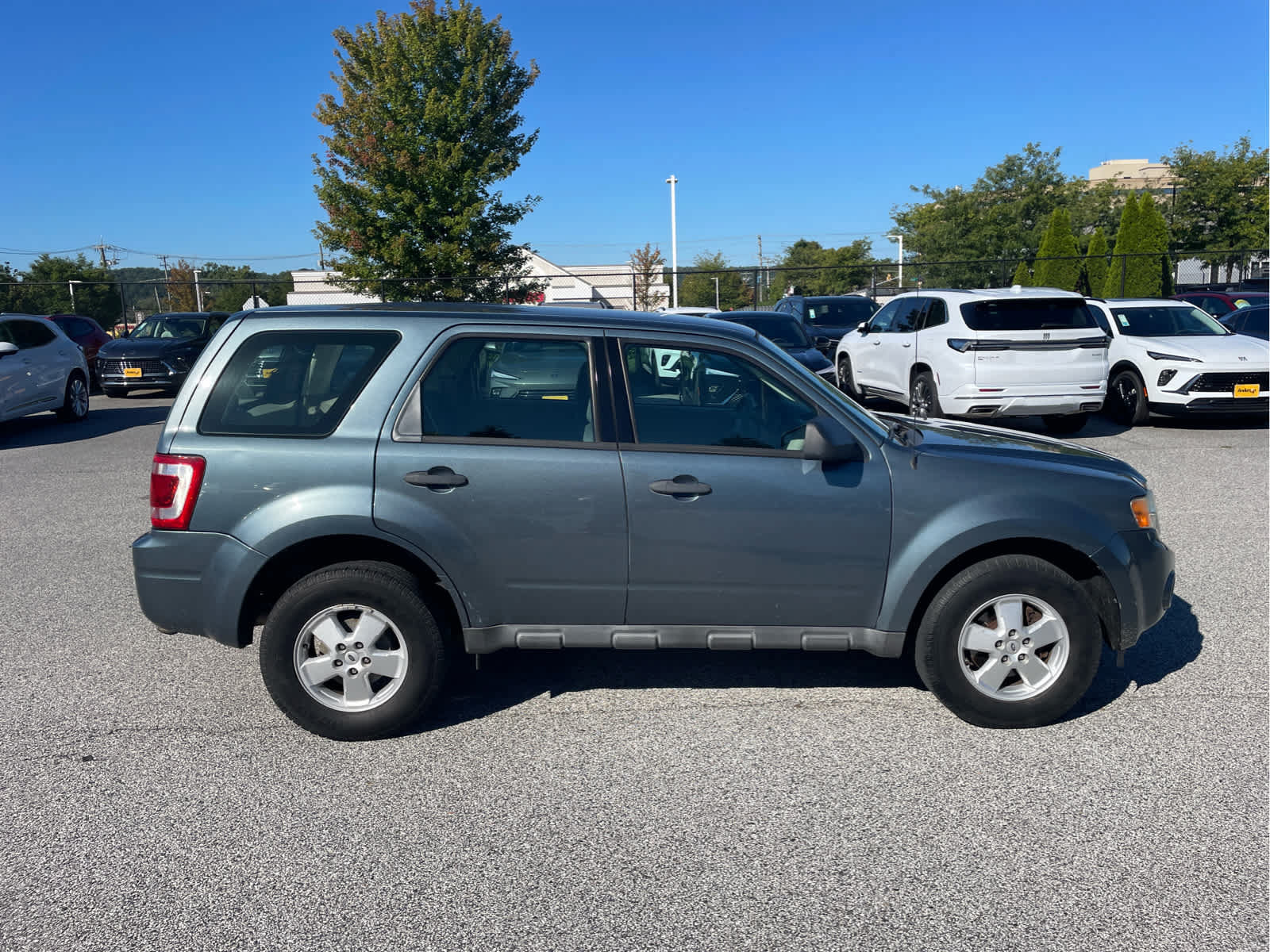 Used 2012 Ford Escape XLS FWD image 5