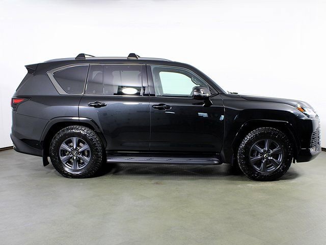 Used 2025 Lexus LX 700h Overtrail w/ Accessory Package (Z1) image 8