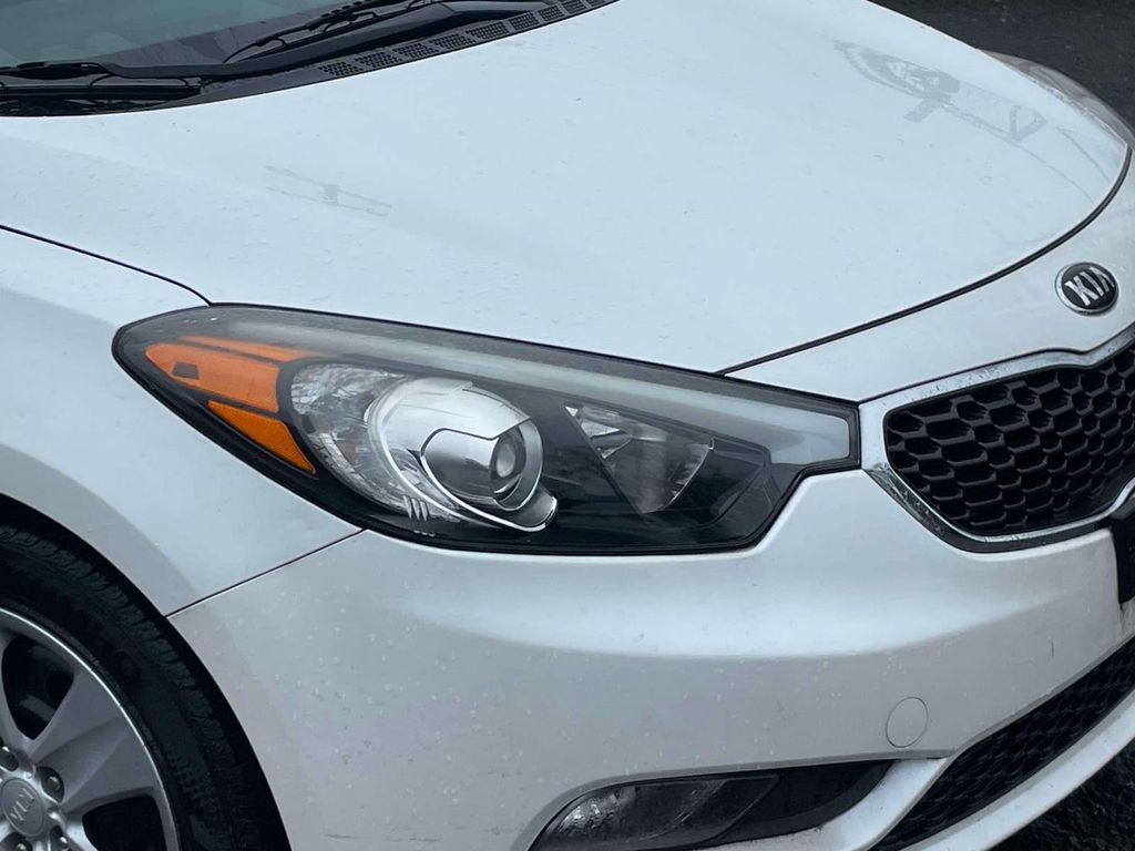 Used 2016 Kia Forte LX image 10