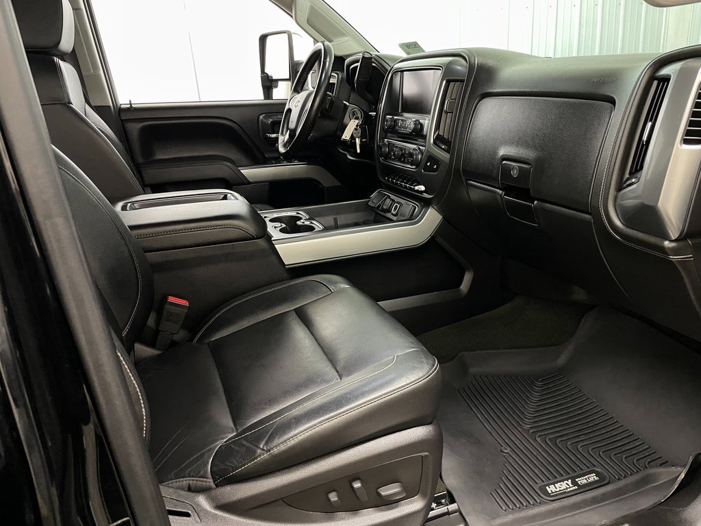 Certified 2015 Chevrolet Silverado 2500 LTZ w/ Duramax Plus Package image 38