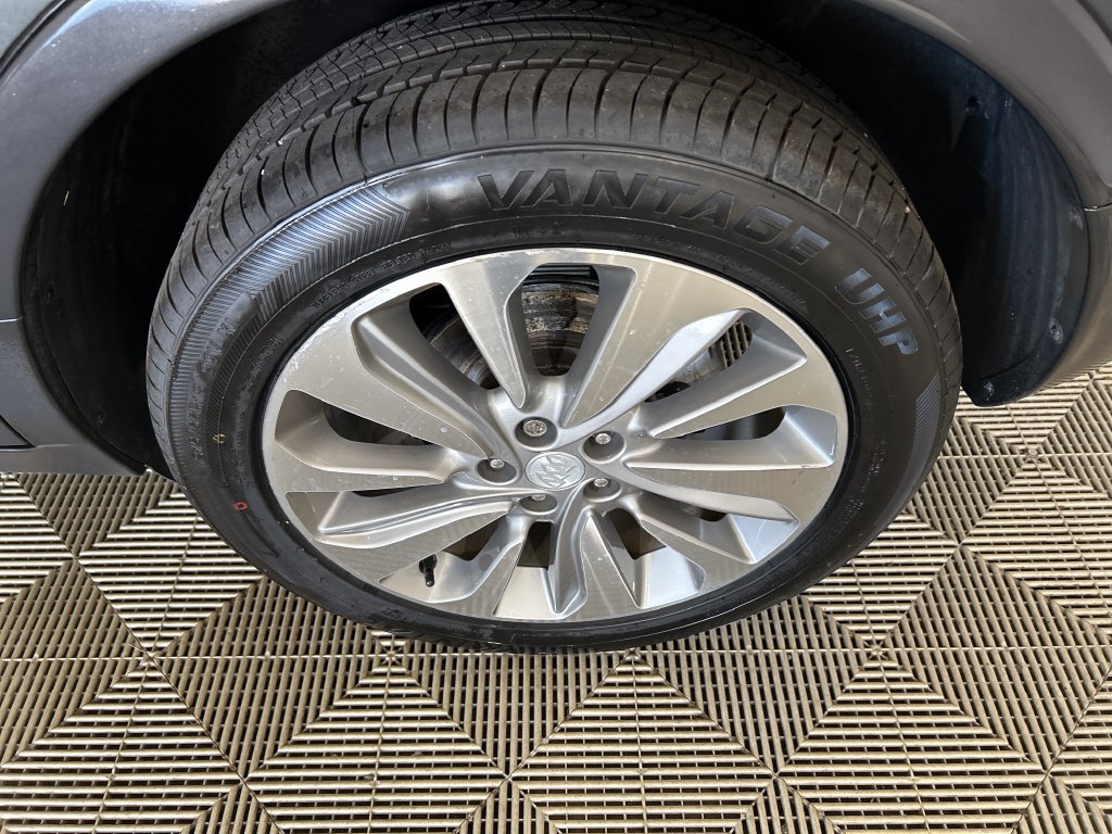 Used 2018 Buick Encore Preferred FWD image 10