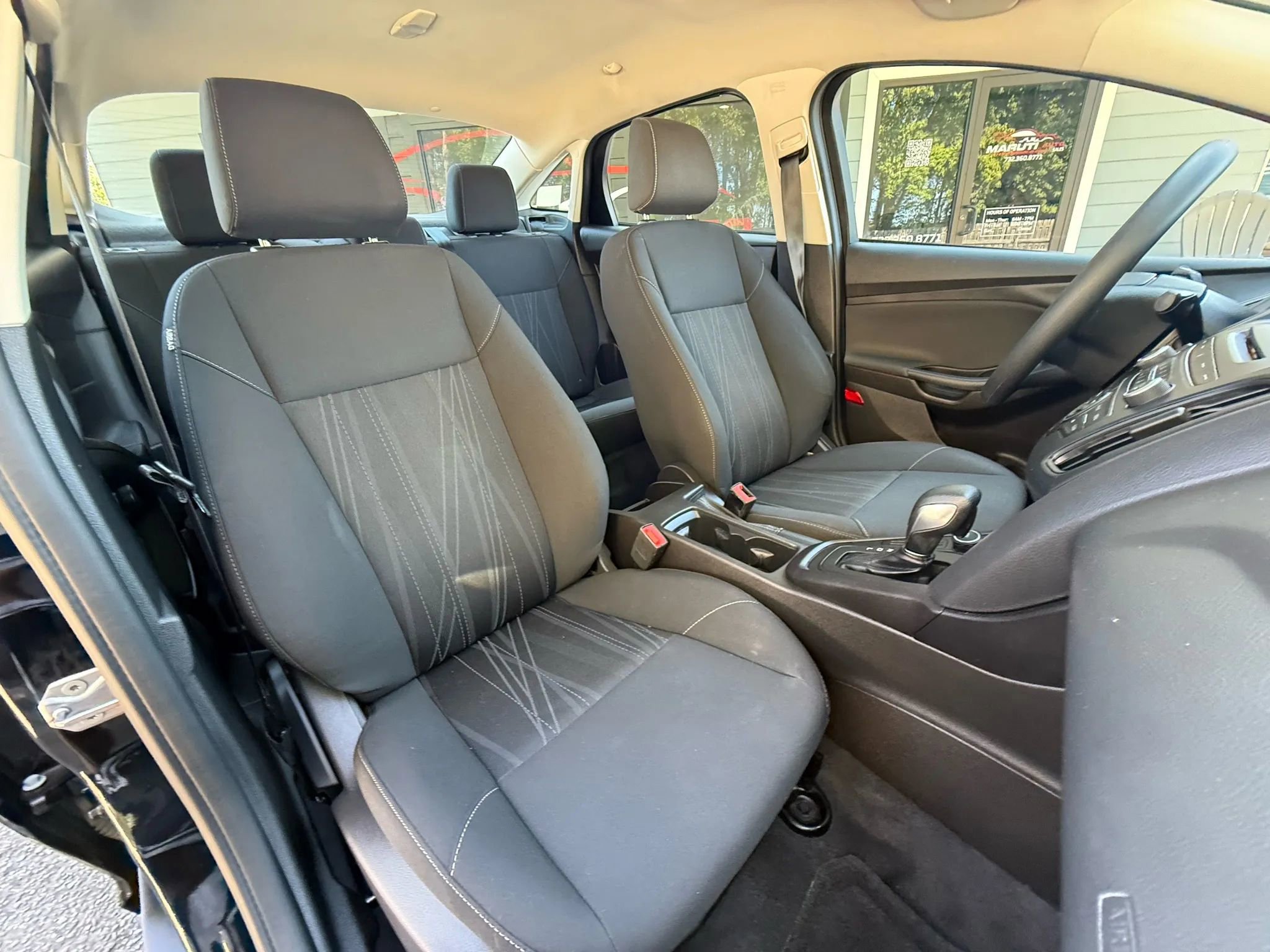 Used 2016 Ford Focus S image 33