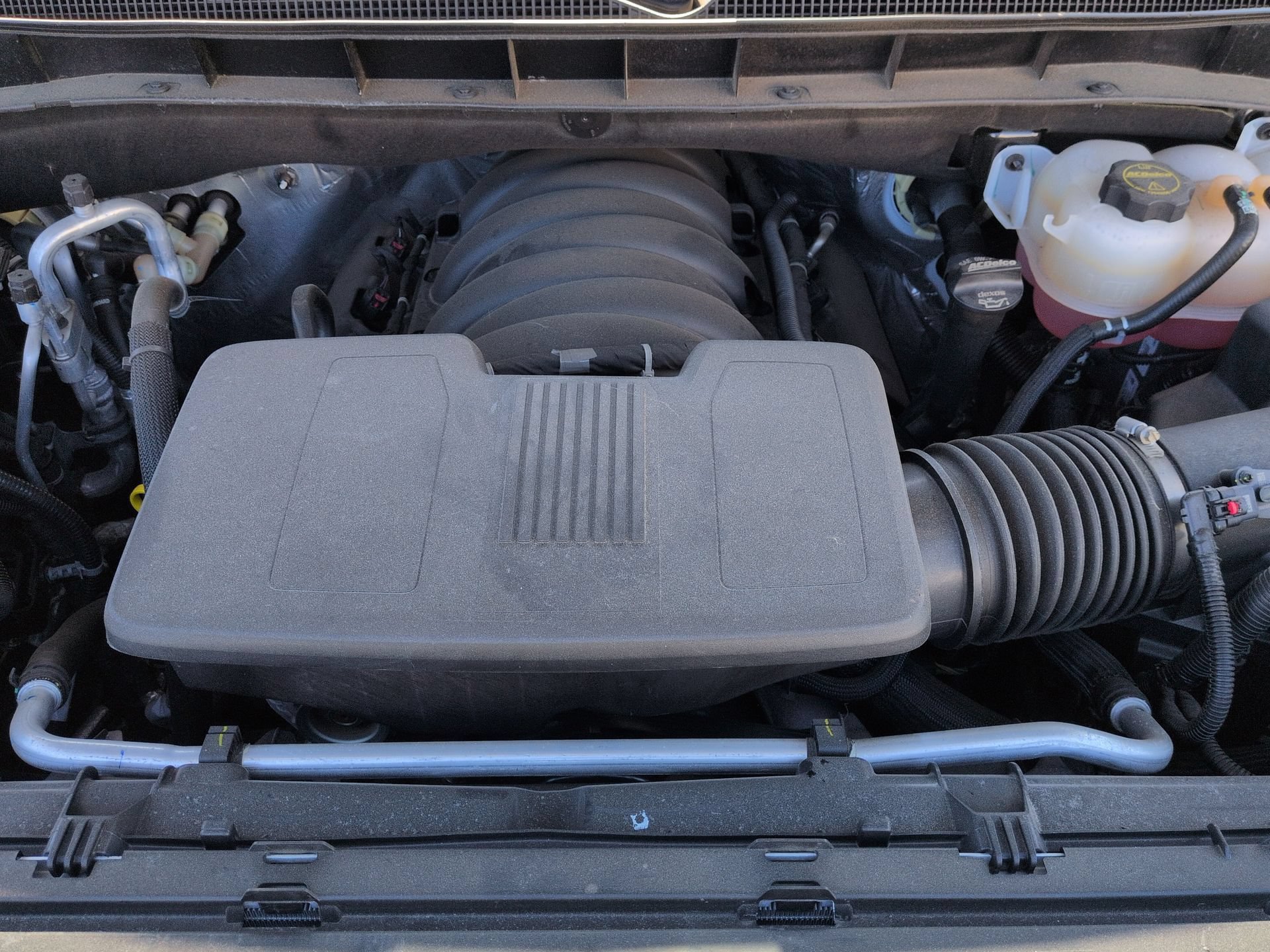 Certified 2024 Chevrolet Suburban High Country AWD/4WD image 31