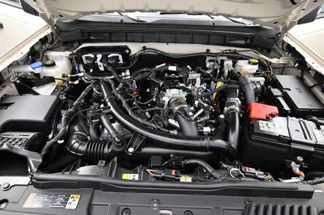 Used 2025 Ford Bronco Badlands AWD/4WD image 17