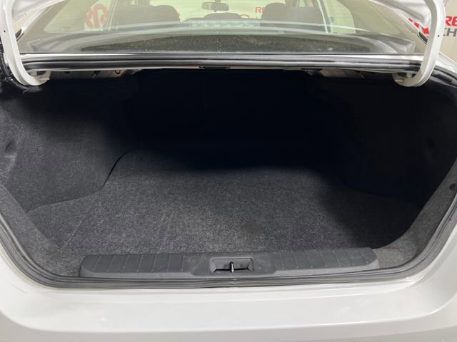 Used 2024 Nissan Sentra SV FWD image 23
