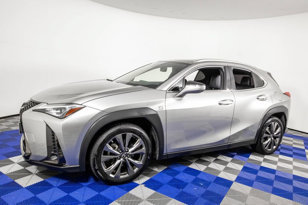 Used 2019 Lexus UX 200 F Sport w/ F Sport Premium Package FWD image 2