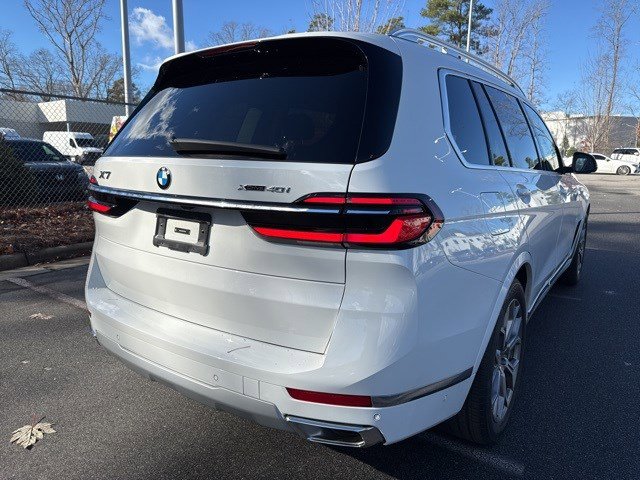 Certified 2024 BMW X7 xDrive40i w/ Premium Package image 12