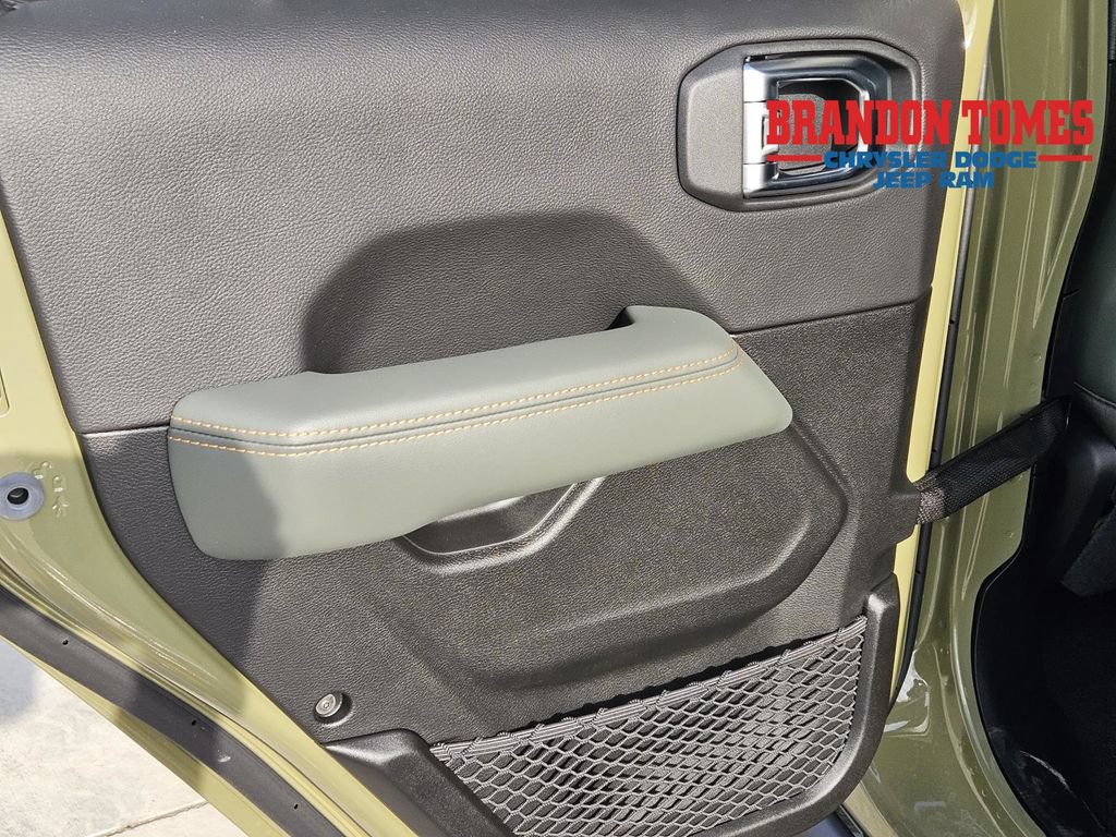 New 2026 Jeep Gladiator Mojave AWD/4WD image 11