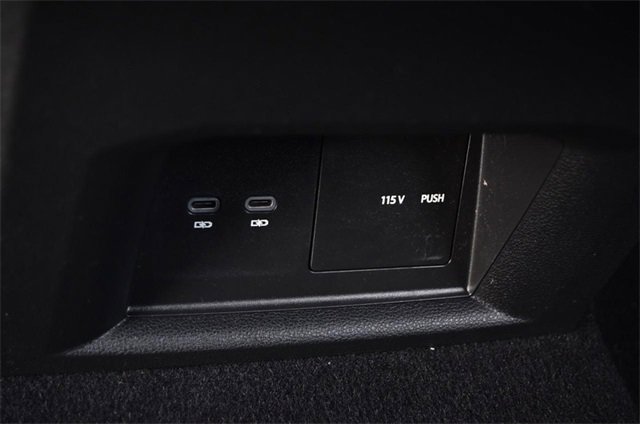 Used 2023 Volkswagen Atlas SE image 23